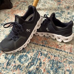 On Cloudswift Running Sneakers Shoes 7.5